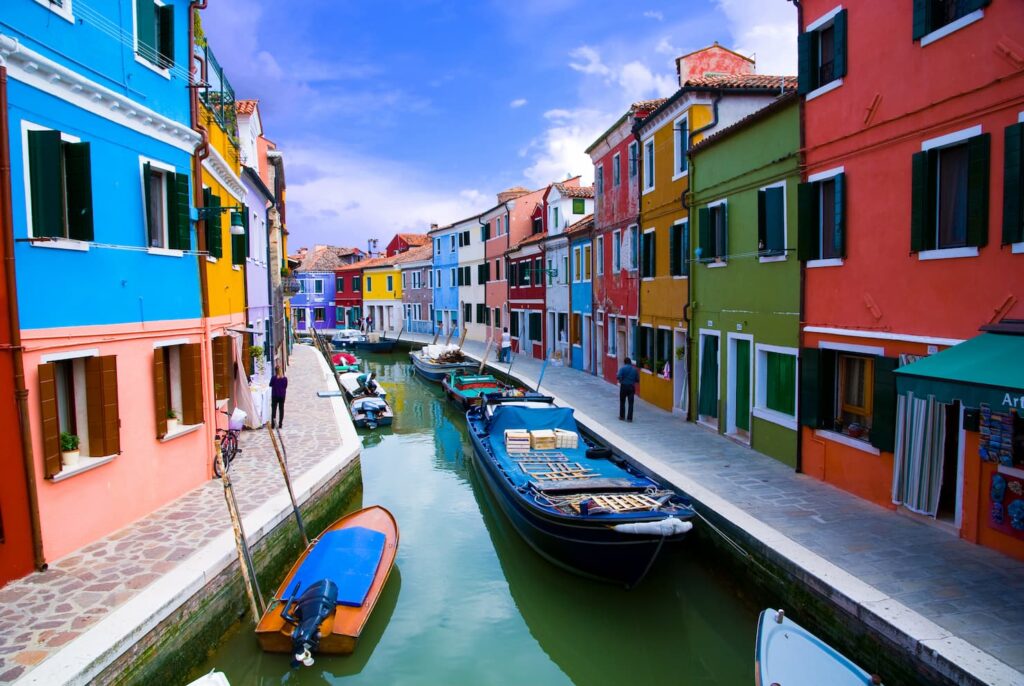 Tipico canale di Burano